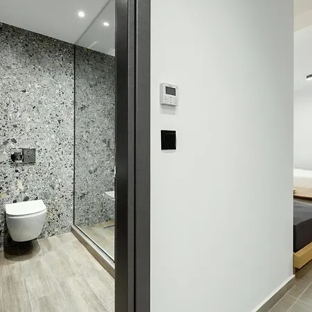 Apartment Pillow Urban Thessaloniki