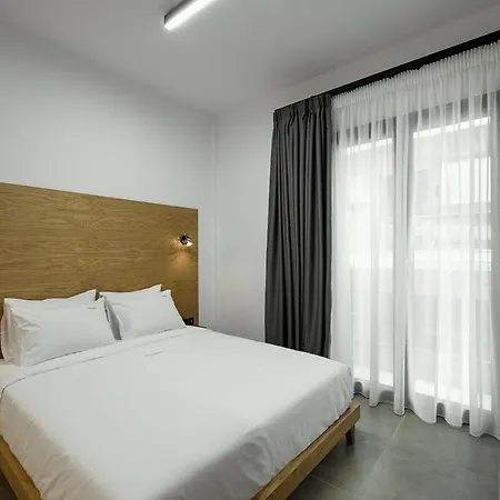 Pillow Urban Apartment *